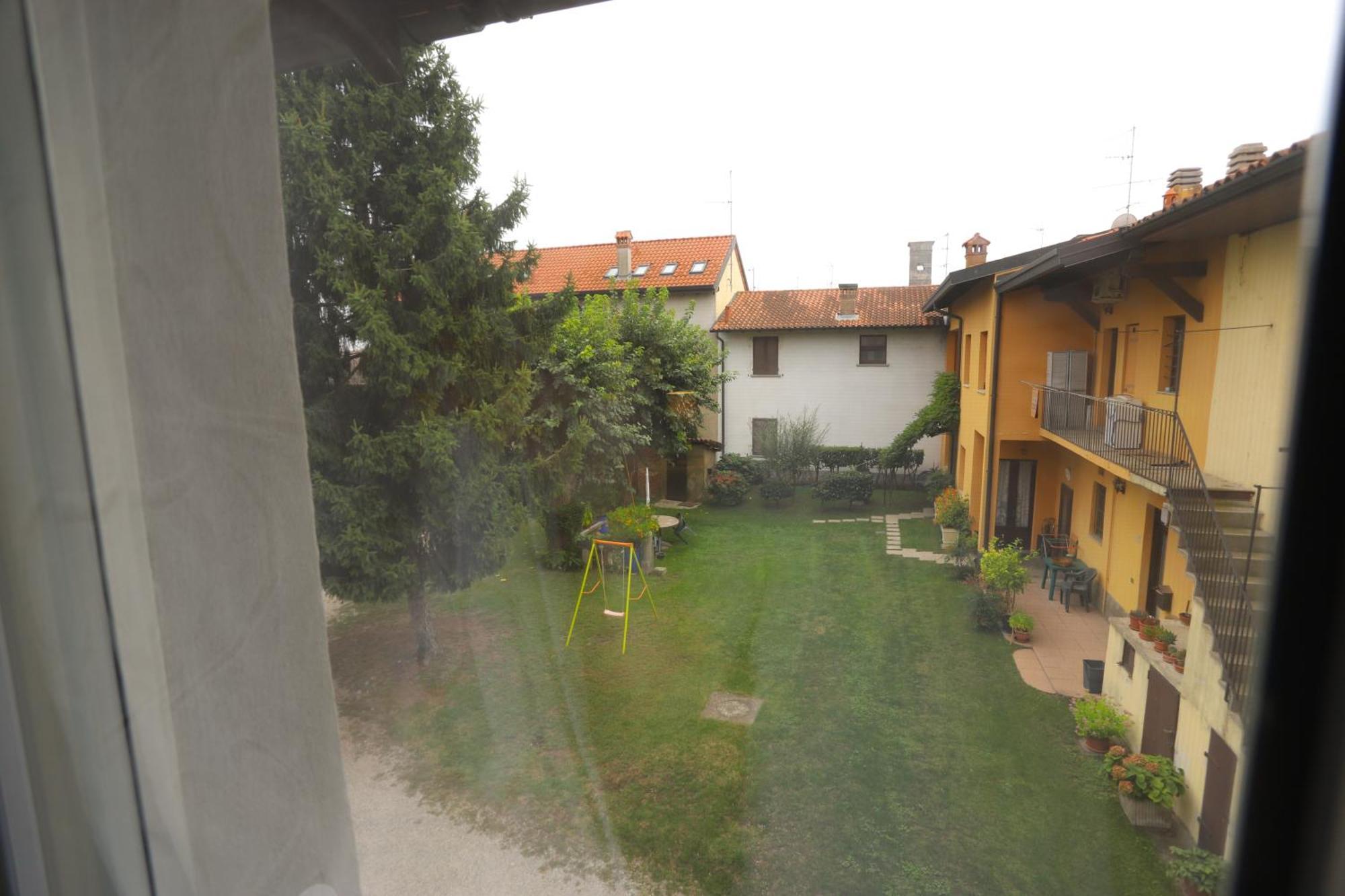 B&B 18 Gradini Cuggiono Bagian luar foto